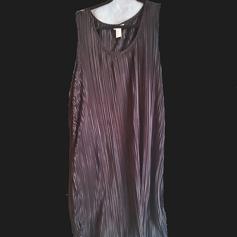 Pleated Dress - Sleeveless